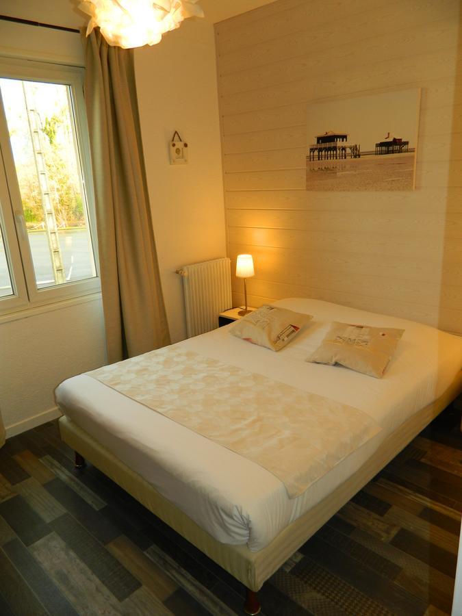 Logis Hostellerie Du Neez Gan Exterior foto
